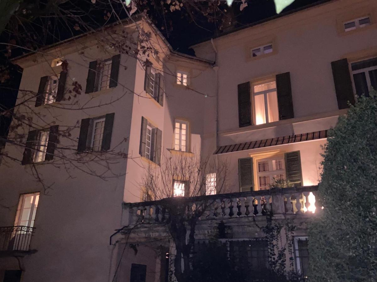 ロマン・シュル・イゼール La Tour Yveline Bed & Breakfast エクステリア 写真