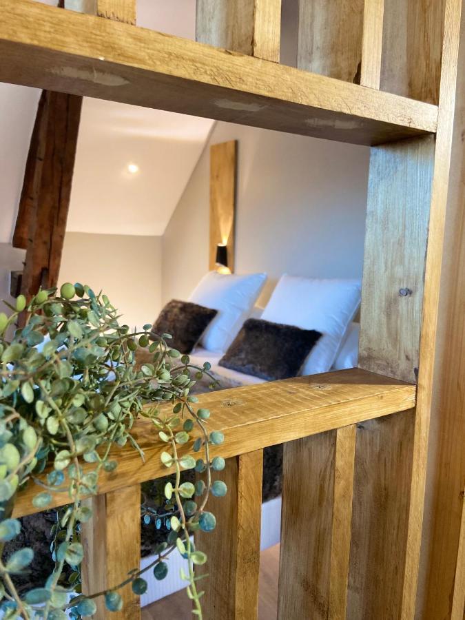 ロマン・シュル・イゼール La Tour Yveline Bed & Breakfast エクステリア 写真