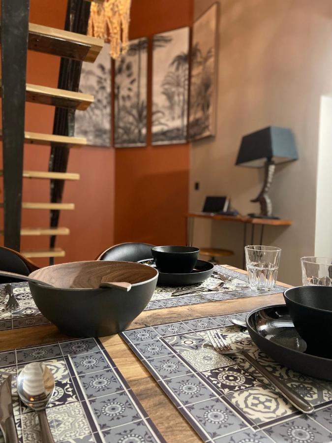 ロマン・シュル・イゼール La Tour Yveline Bed & Breakfast エクステリア 写真