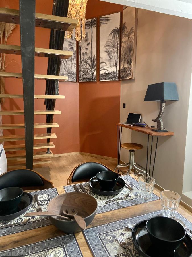 ロマン・シュル・イゼール La Tour Yveline Bed & Breakfast エクステリア 写真