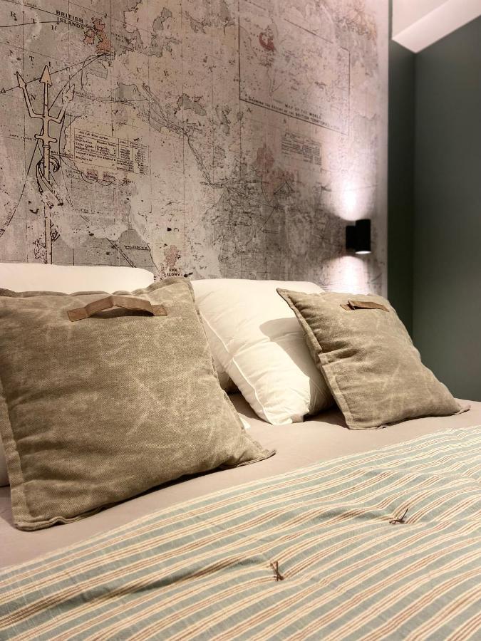 ロマン・シュル・イゼール La Tour Yveline Bed & Breakfast エクステリア 写真