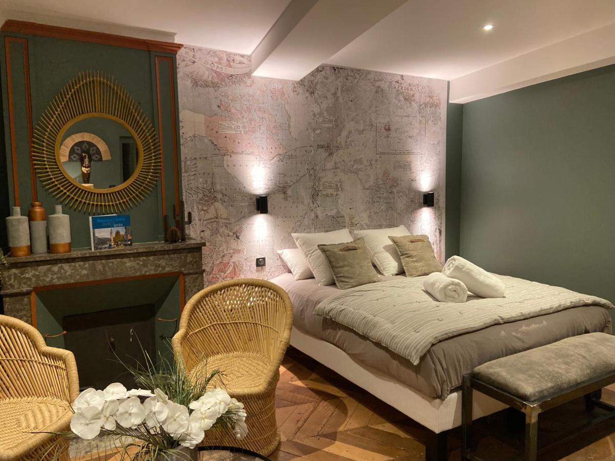 ロマン・シュル・イゼール La Tour Yveline Bed & Breakfast エクステリア 写真