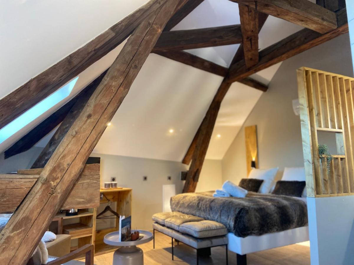 ロマン・シュル・イゼール La Tour Yveline Bed & Breakfast エクステリア 写真